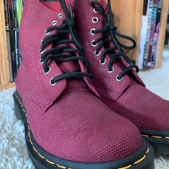 DR. MARTENS 1460 Pascal Red Glitter - Picture 2 of 9